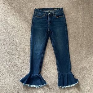 Blank NYC| Flared Bottom Cropped Jeans